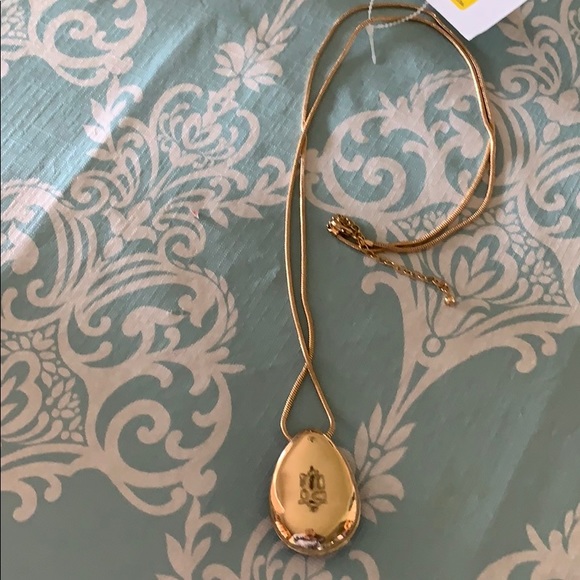 SOLD on gold necklace with black and gold pendant. - Picture 4 of 4